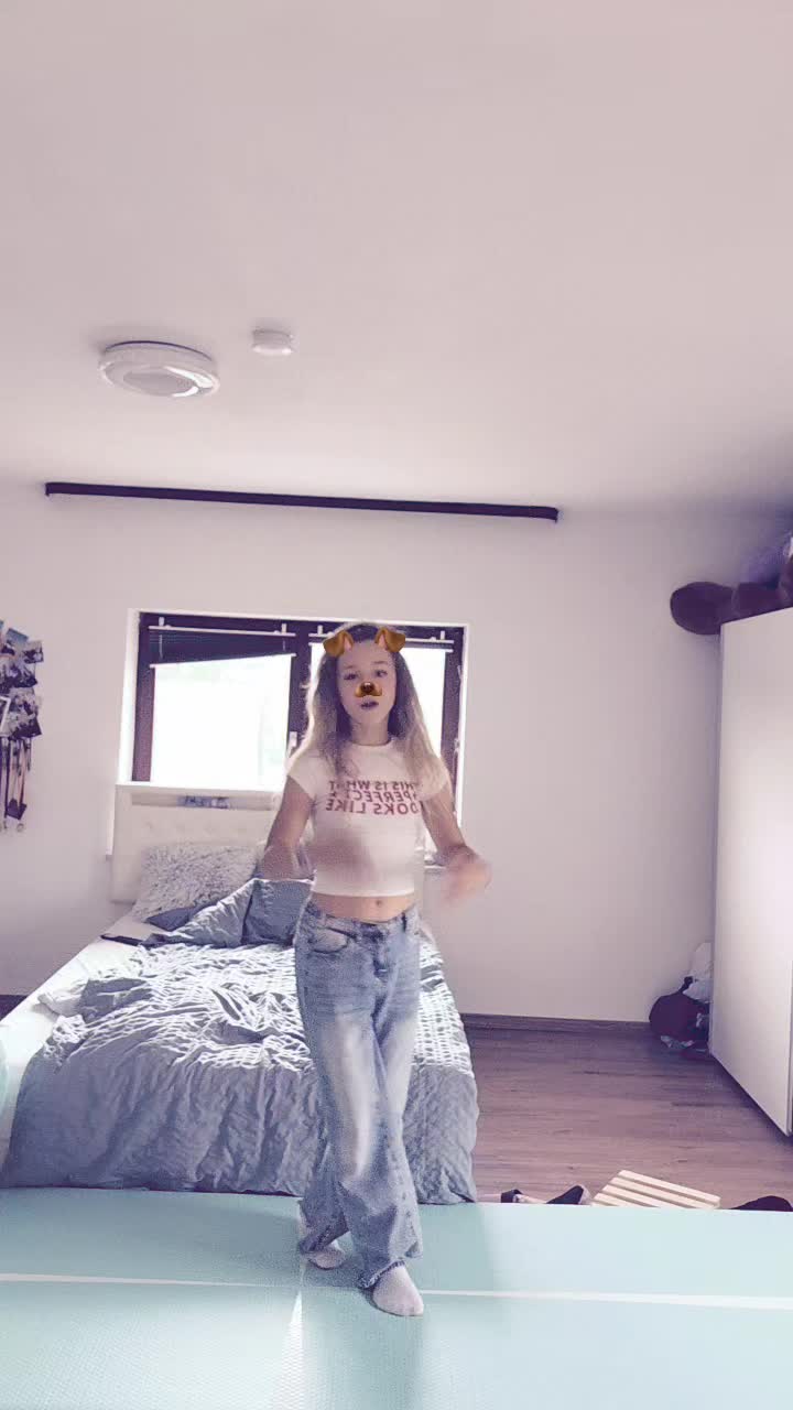 @zoeyzo