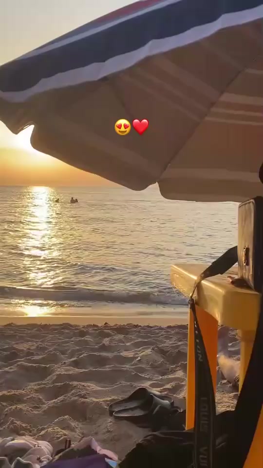 @LouEy 24 🕊🩶