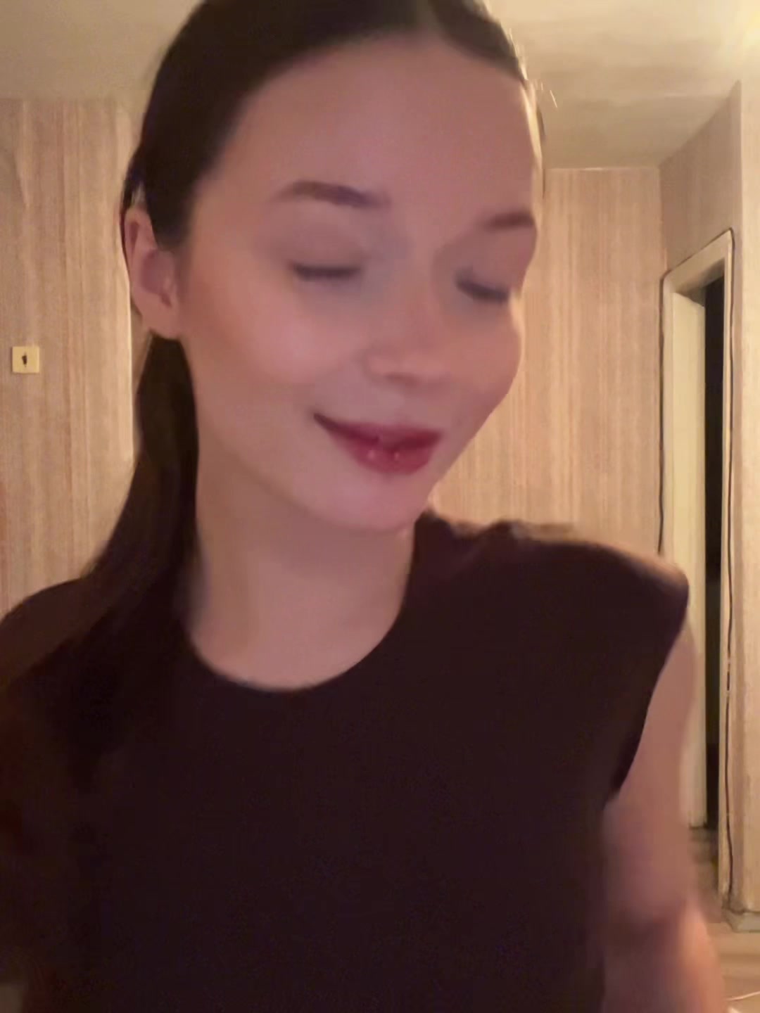 @лили