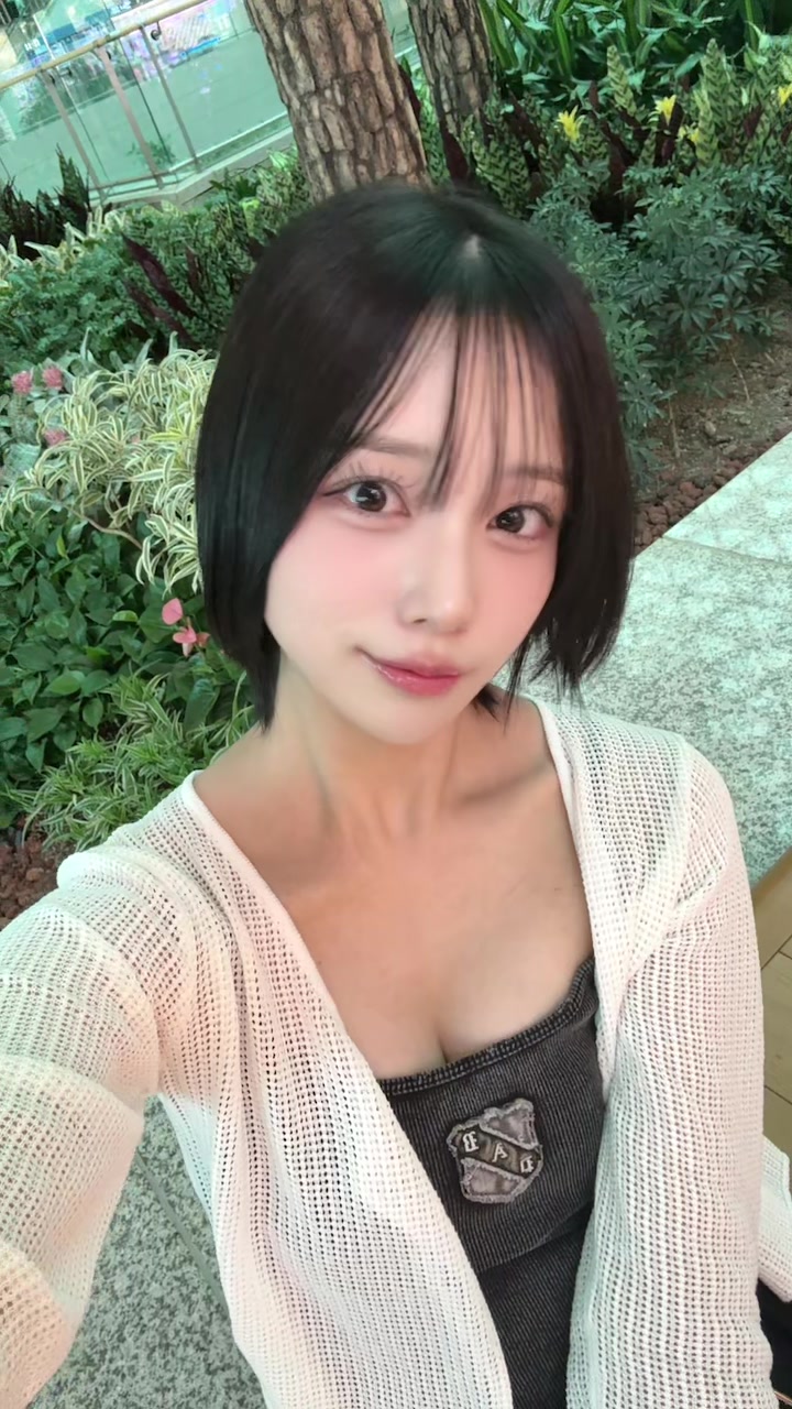 @安達玲奈