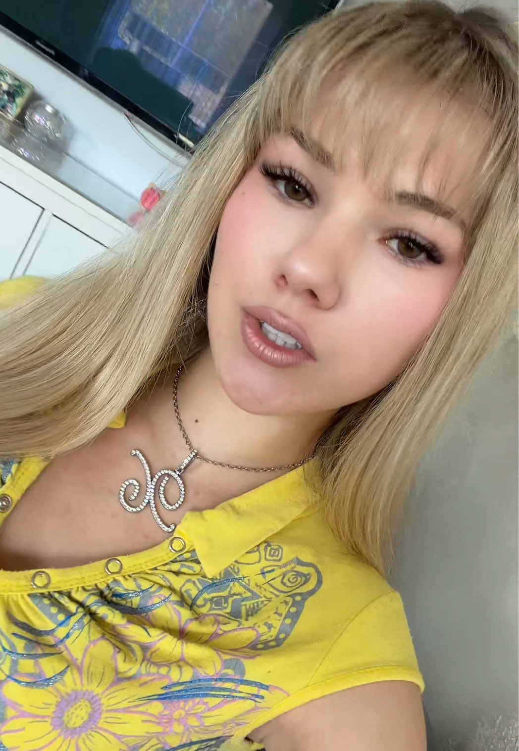 @༺♱༻