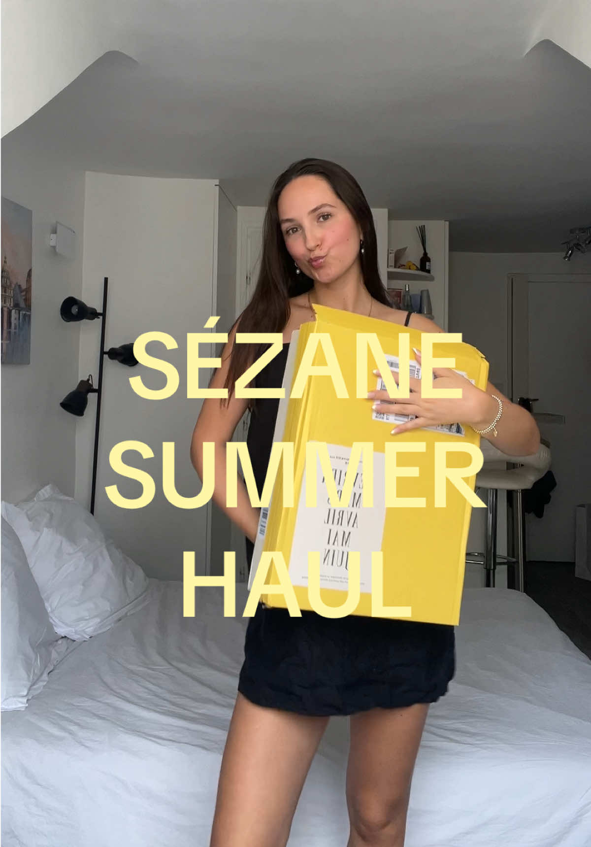 @ZOE IN PARIS 🇫🇷