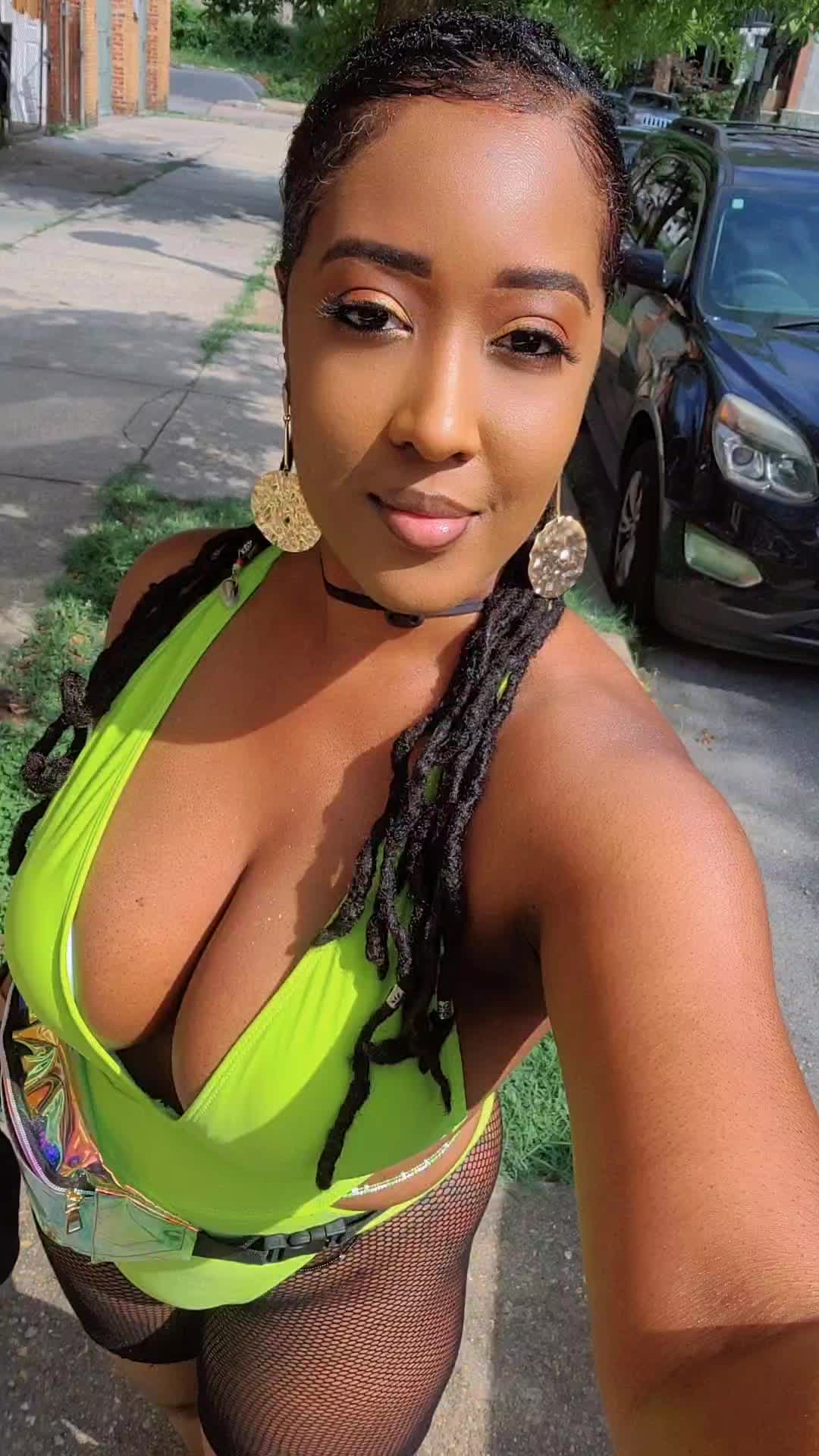 @TRINIHUNNIE
