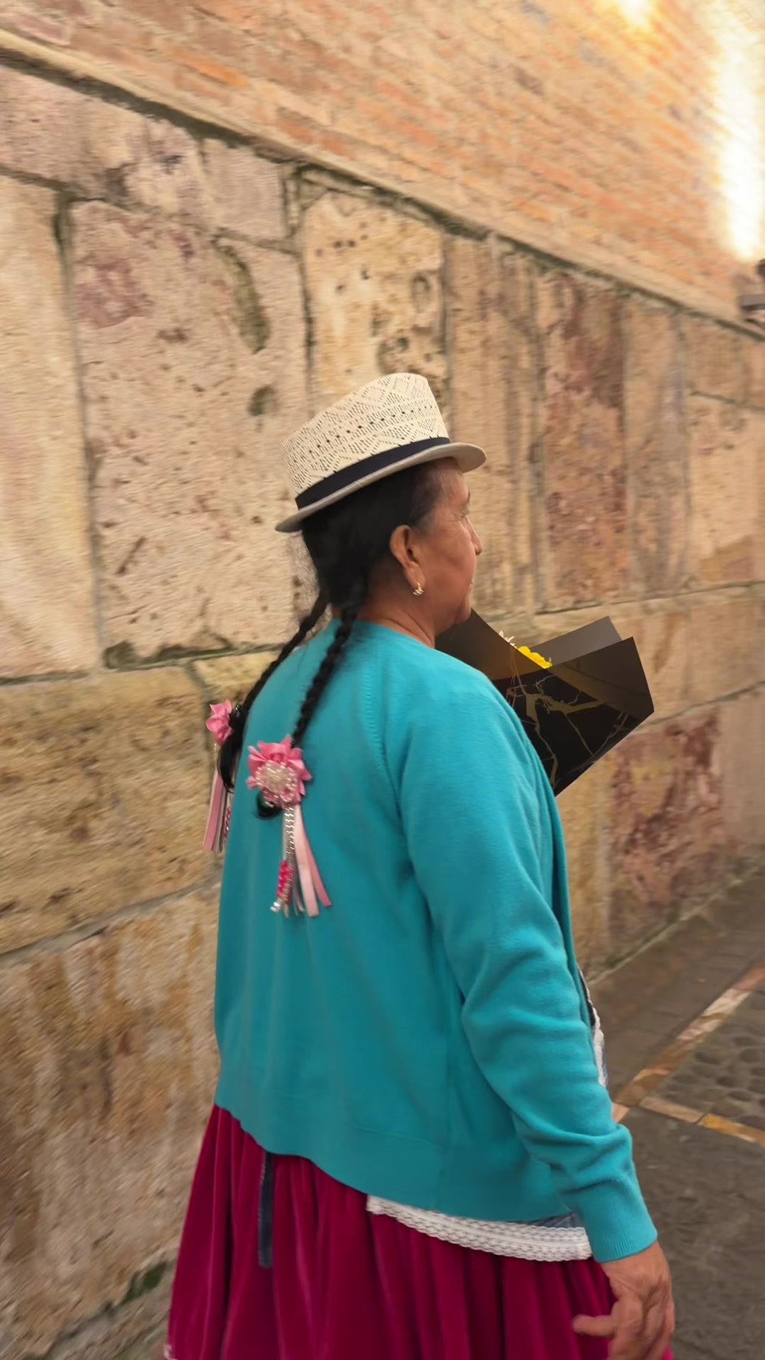 @María Castro