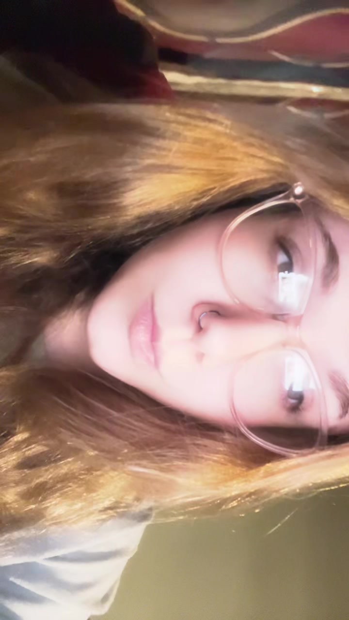@😋😮💨Crazy Girl Erin😮💨😋