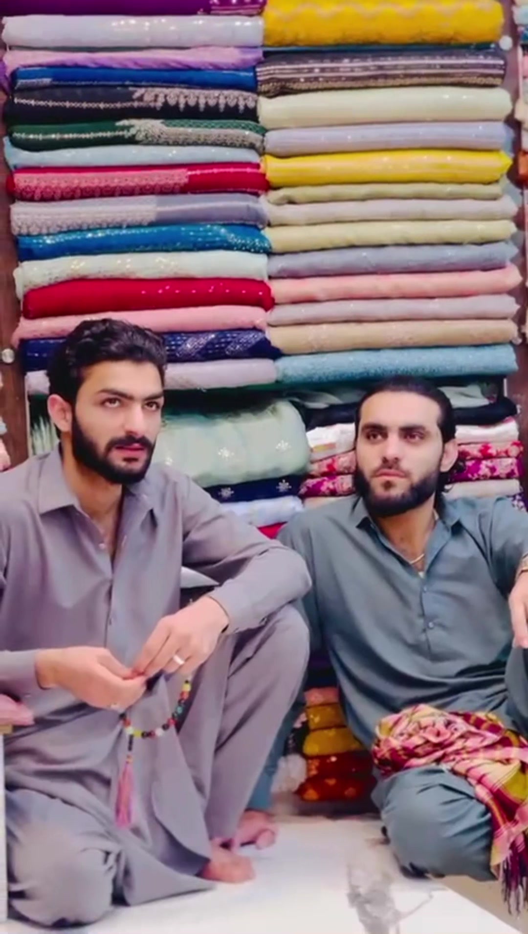 @Zubair pathan🤬