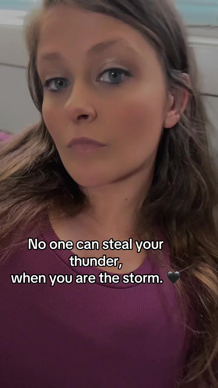 @AmberNicole03