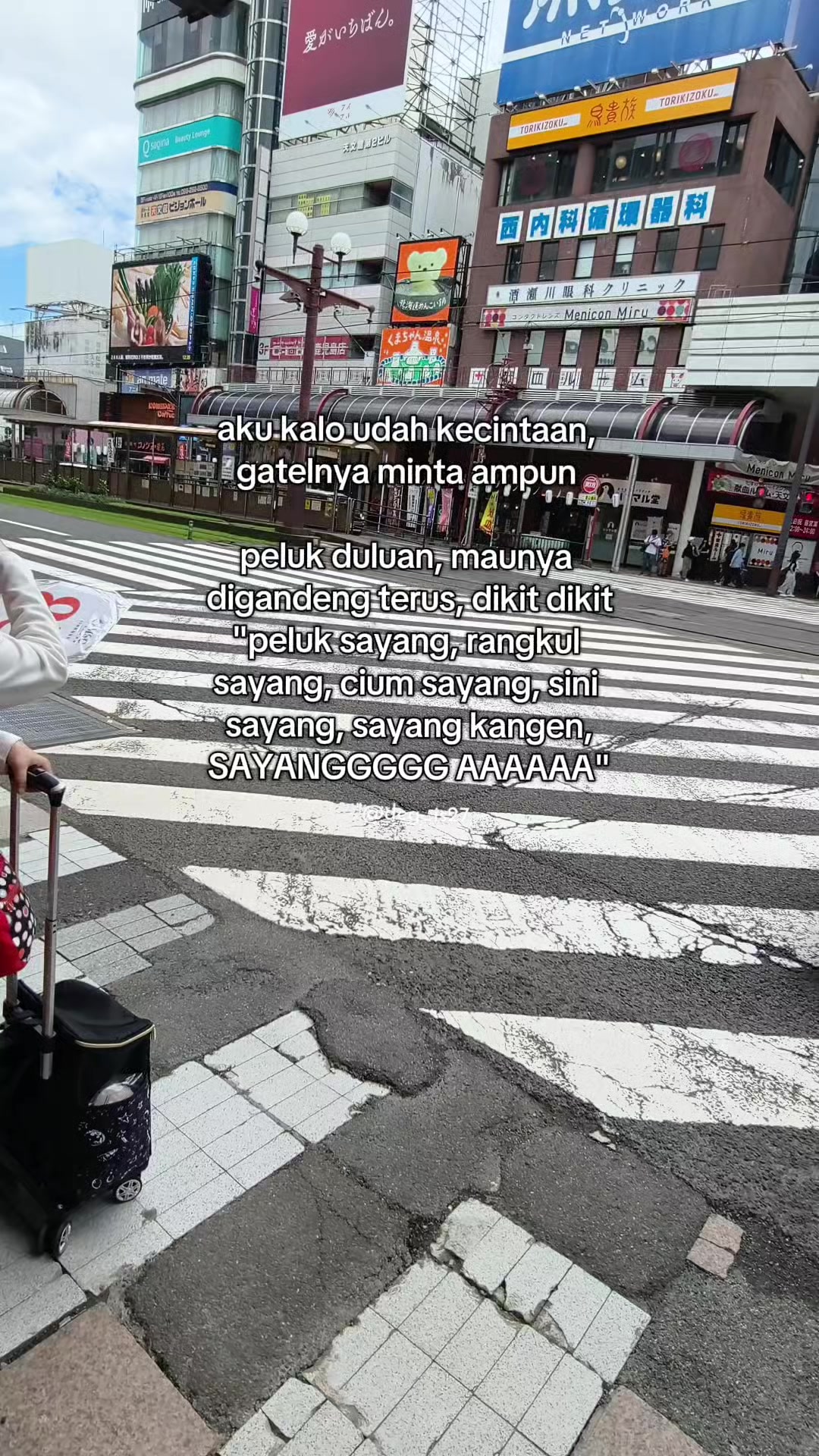 @Dₑg_ᵢ𝘴🕊️