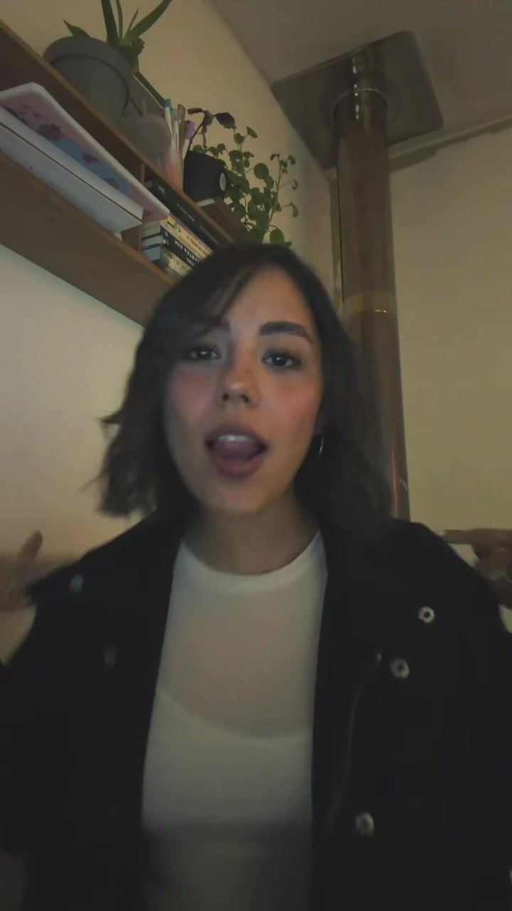 @Paola andara