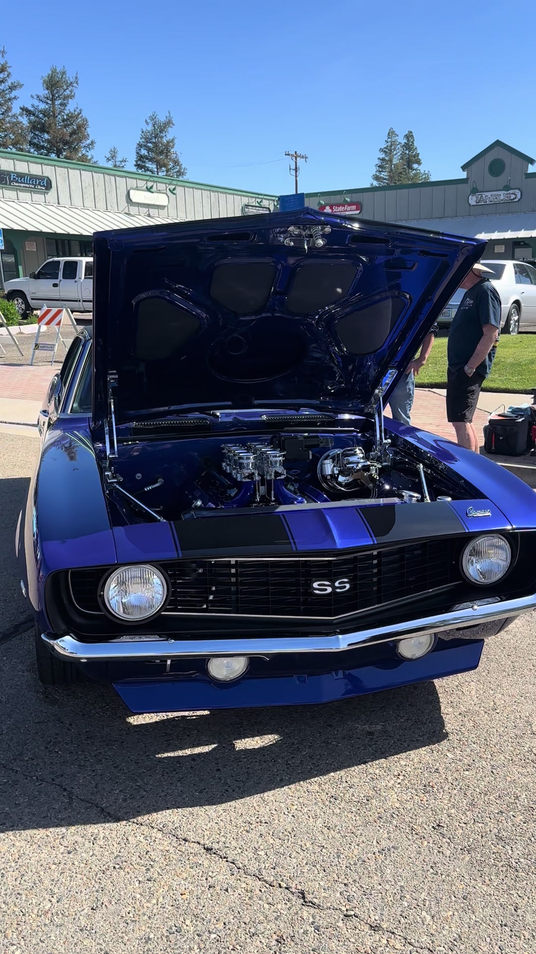 @WhatAreYouBuilding / C10 LGND