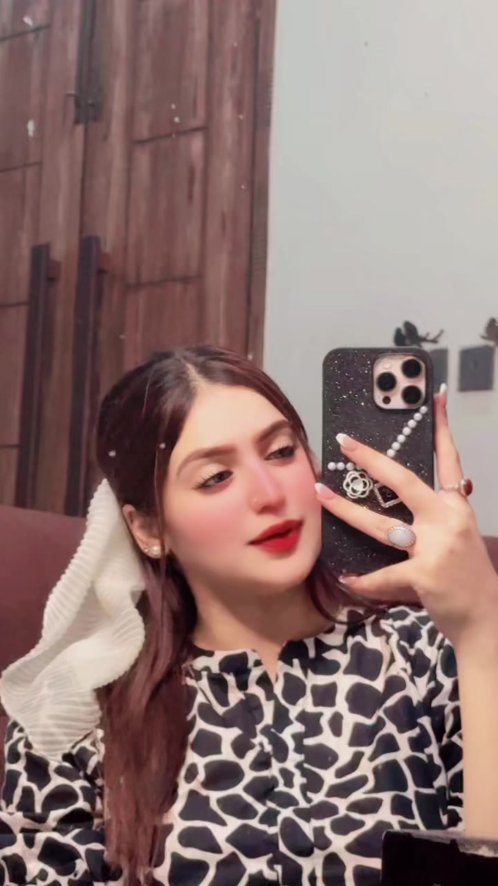 @Miraal Butt👑