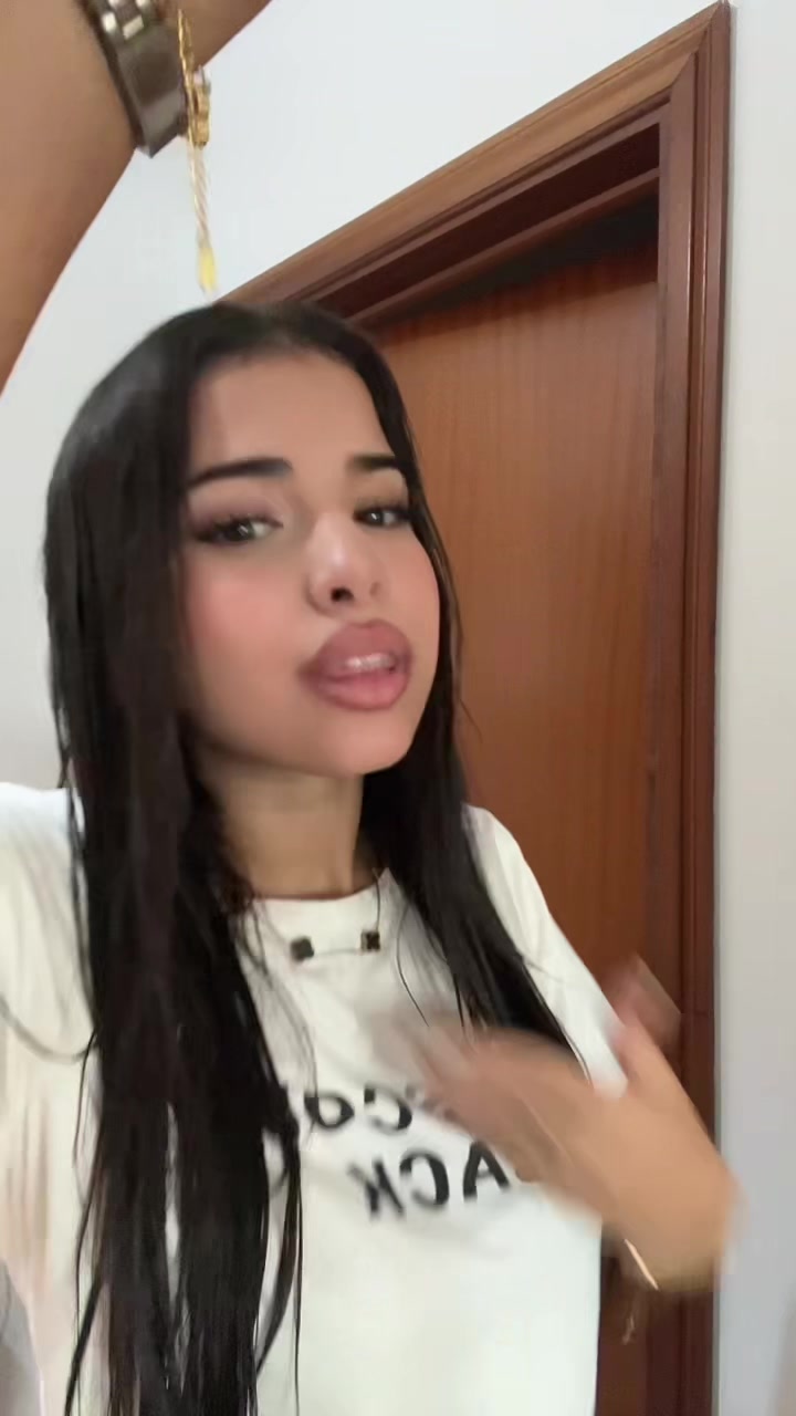 @𝓂𝒶𝓇𝒾ℯ_𝓂