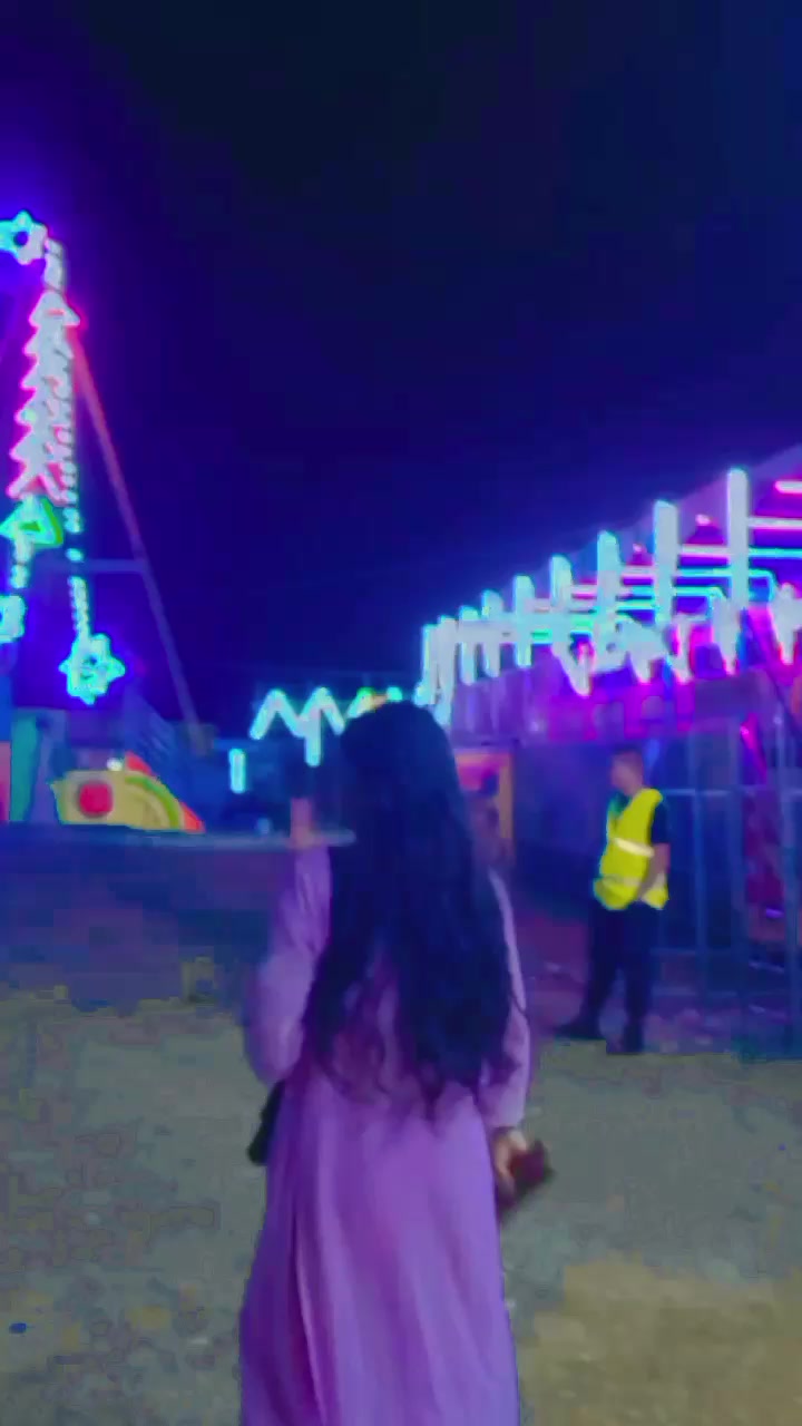 @L̶o̶y̶a̶l̶ ̶g̶i̶r̶l̶