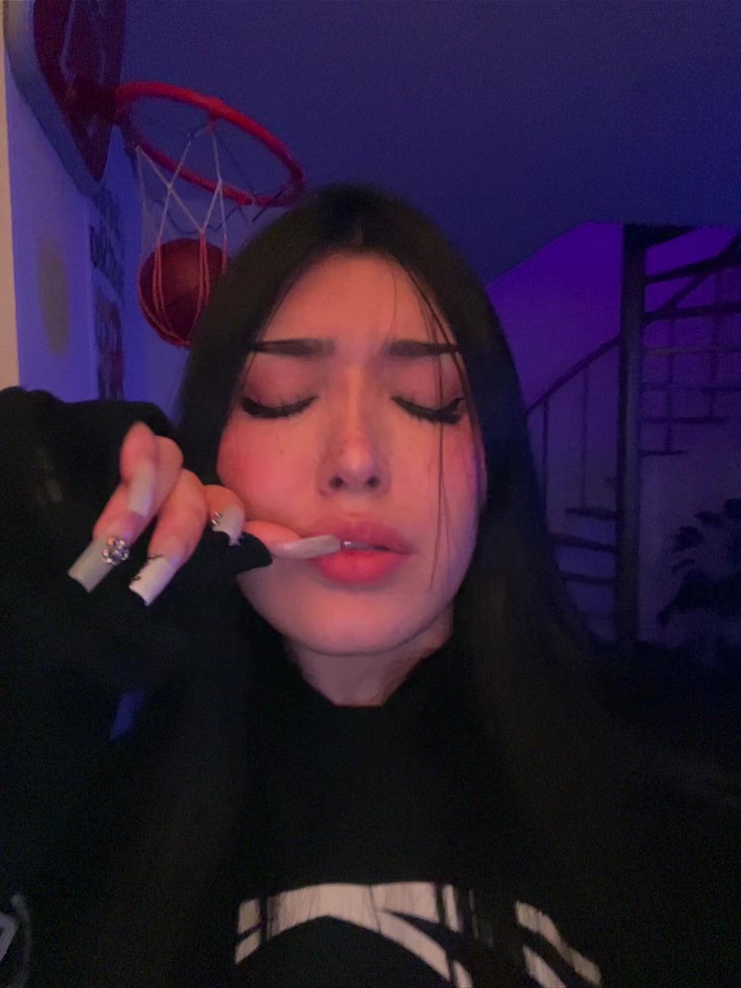 @Nikidd