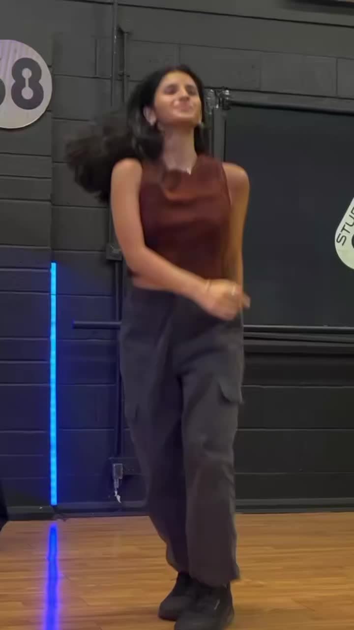 @CRAZY DANCING FACTORY💃🏿🕺