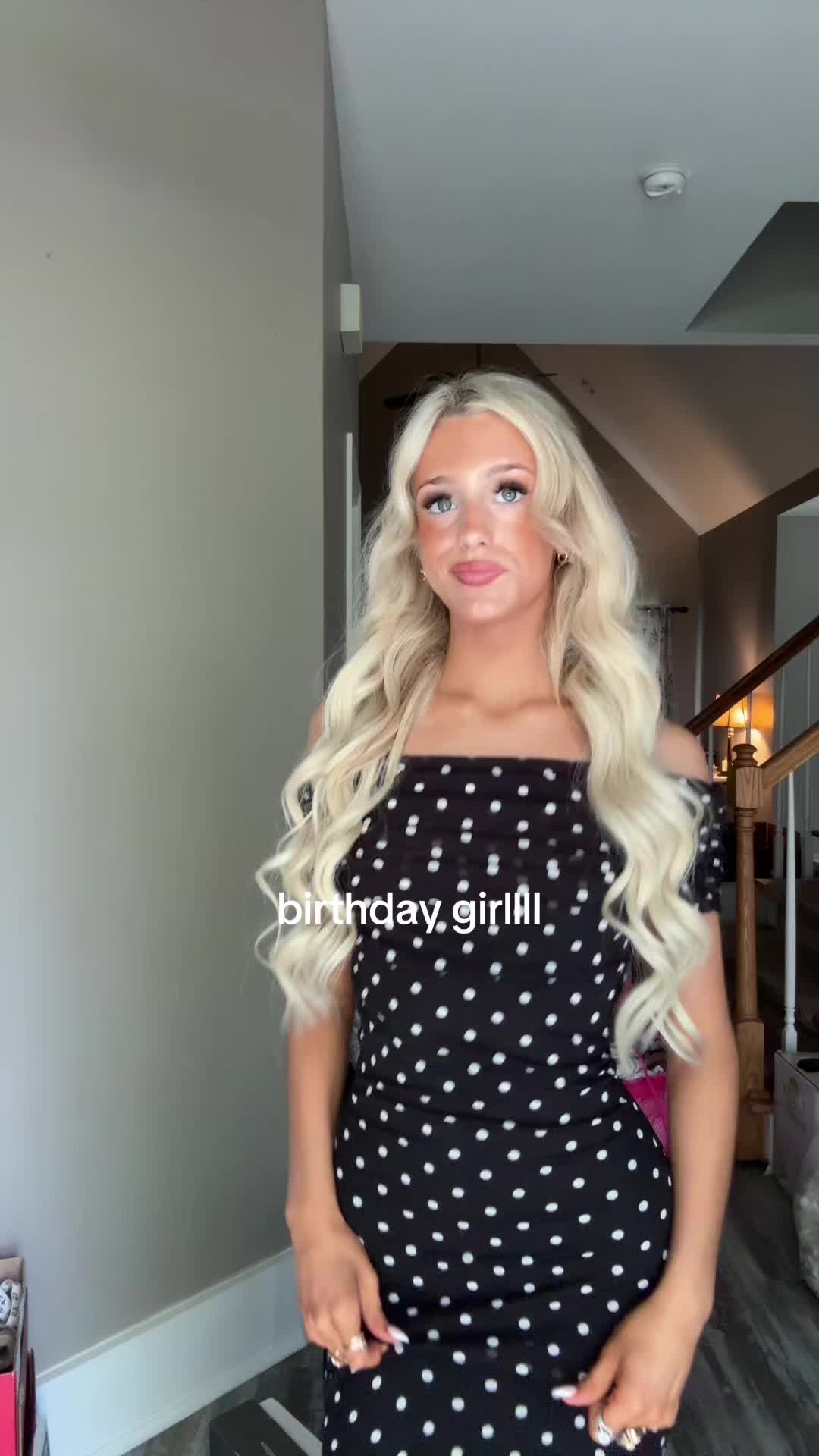 @via *✧・゚: