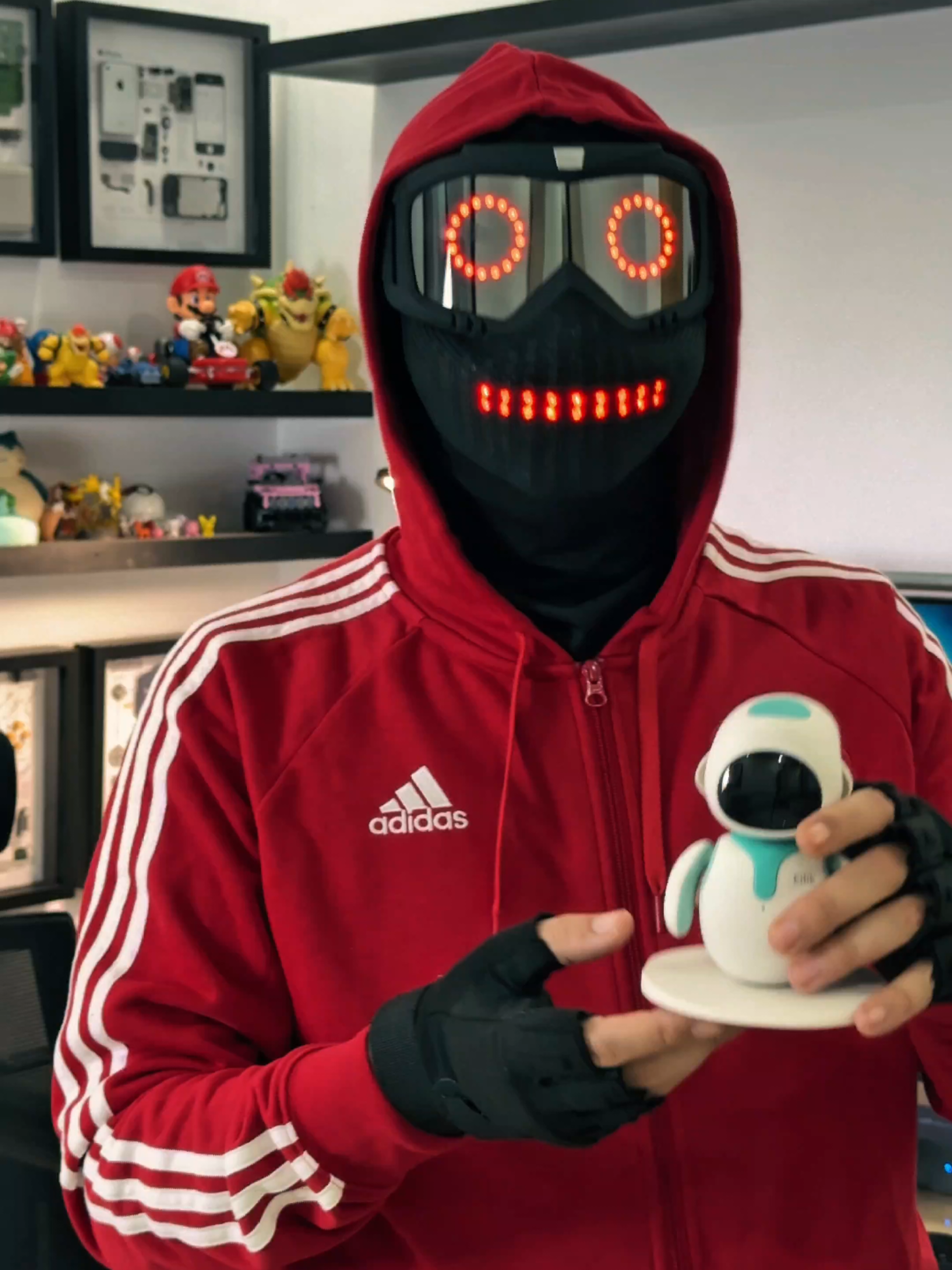 @MaskXplorer