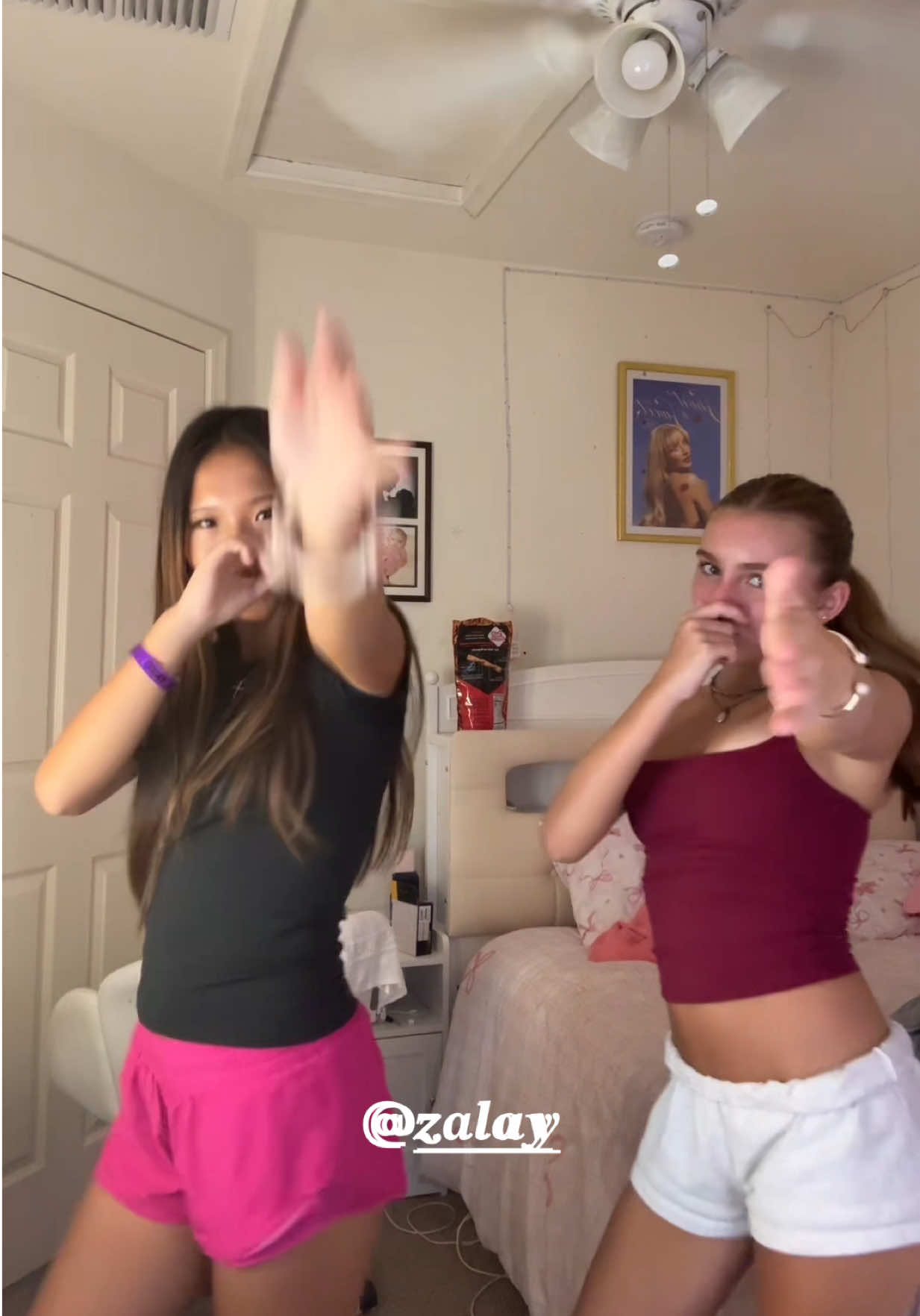 @Brookie.🌺🌅🏖️