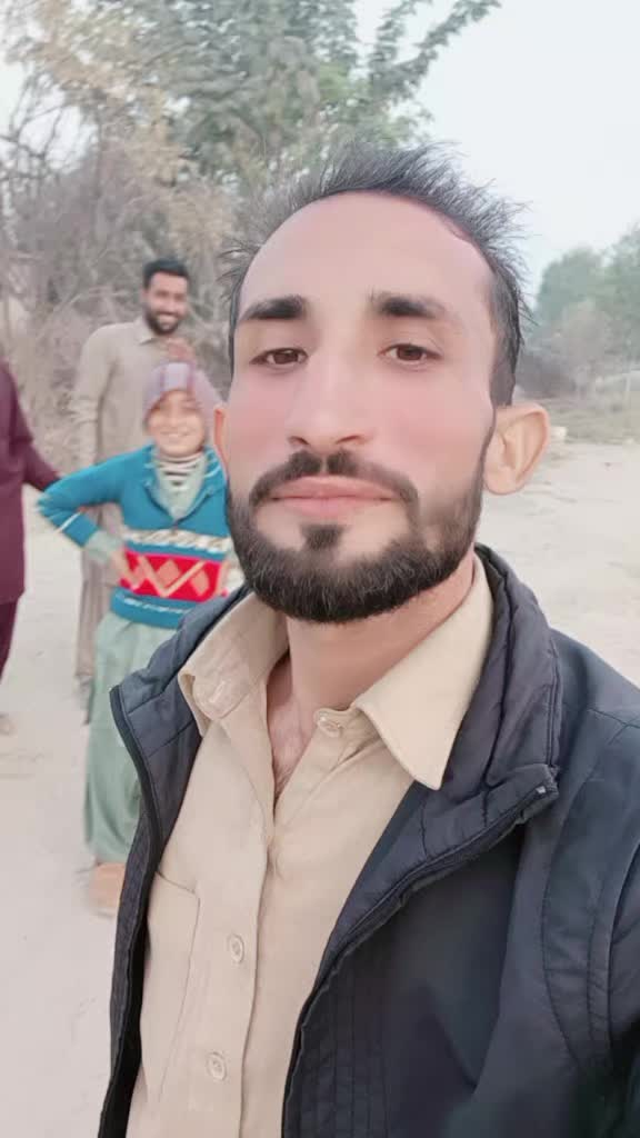 @Waris Roungha