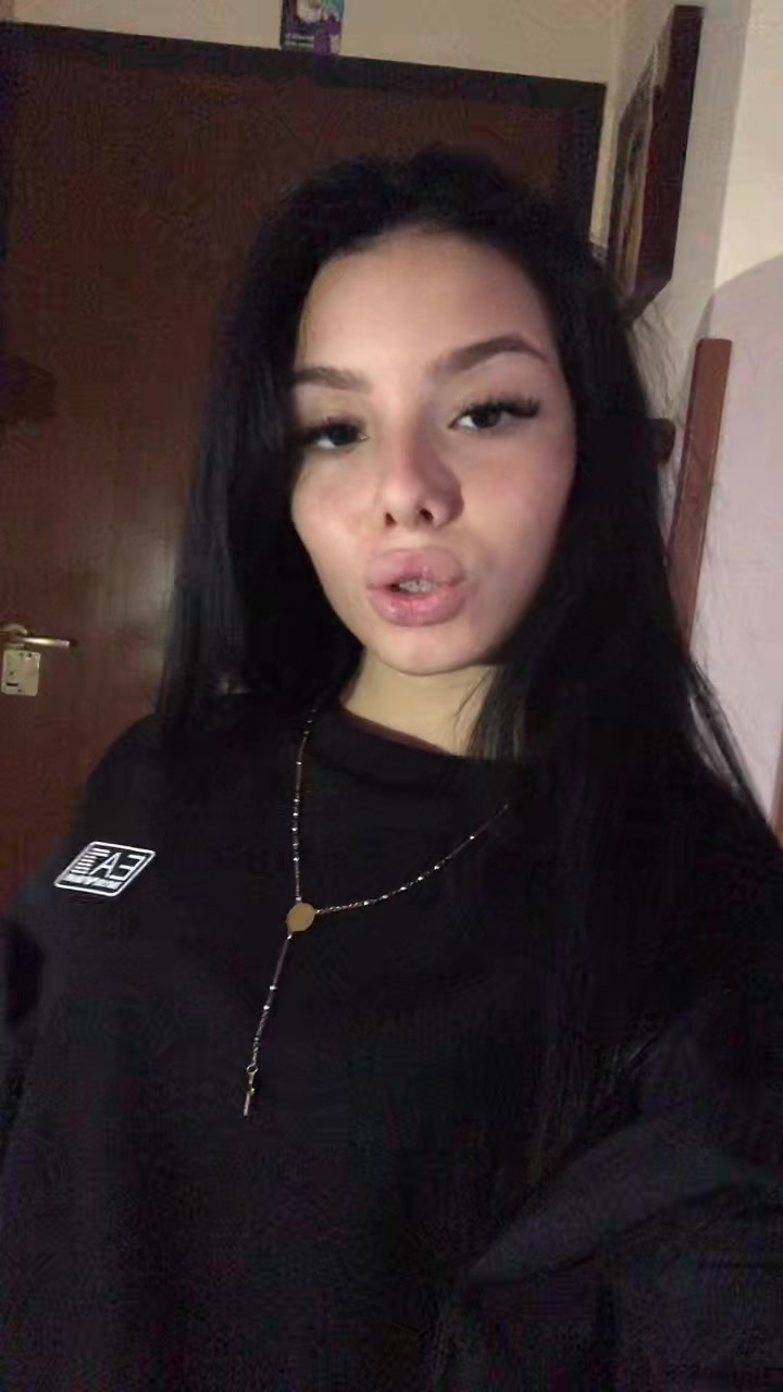 @𝐌 𝐄 𝐋 𝐈 𝐒 𝐒 𝐀