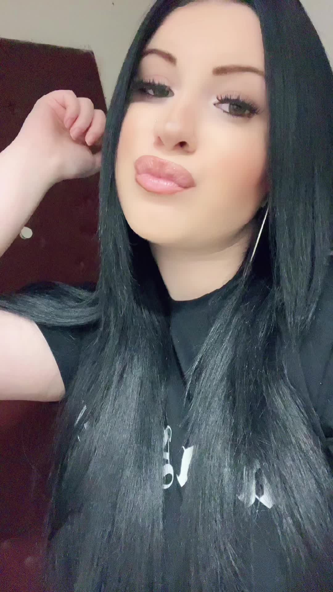 @elis_ queen_20