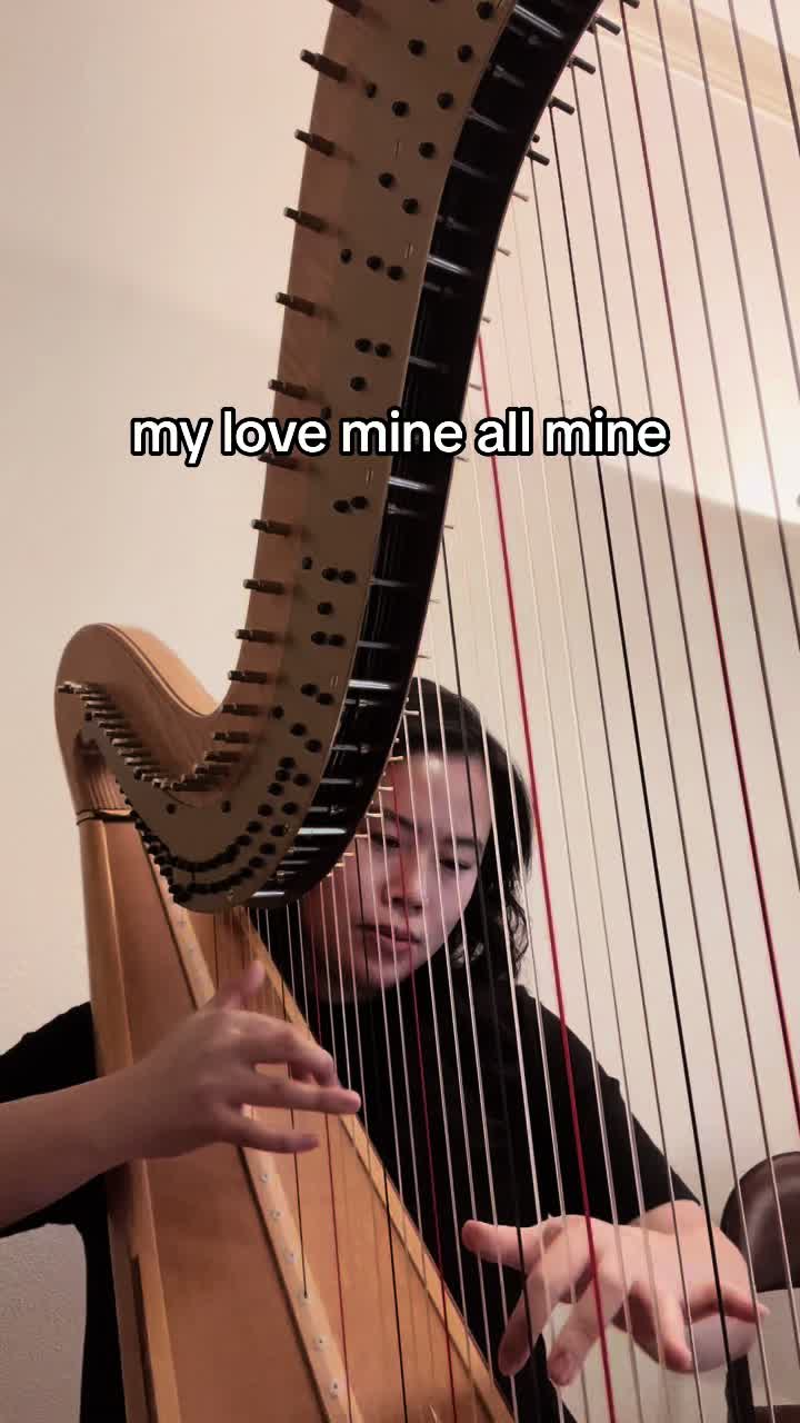 @kelseyshamharp