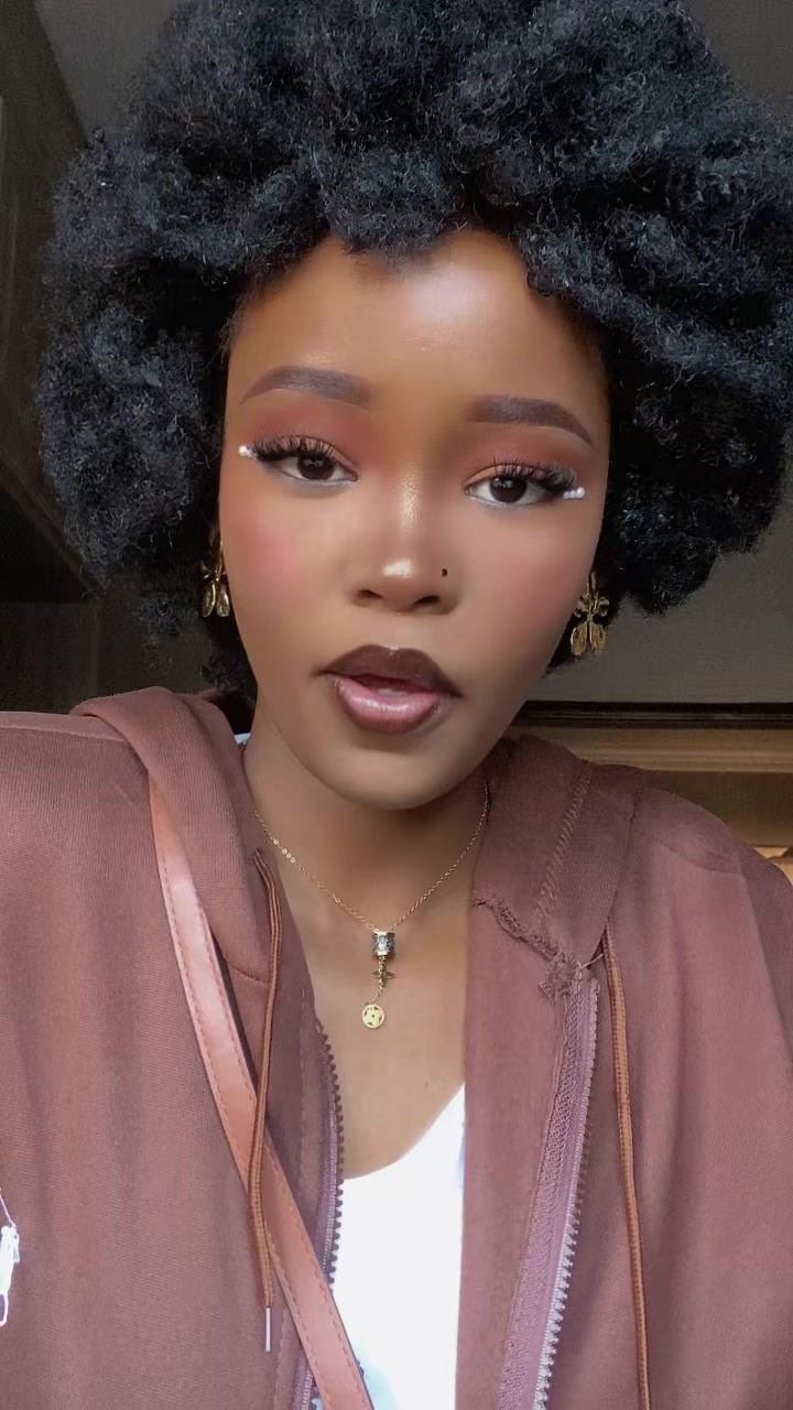 @LAHLAH COMFIE 🇧🇼💋