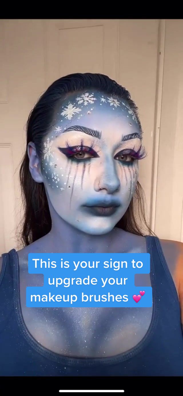 @krysluxebrushes