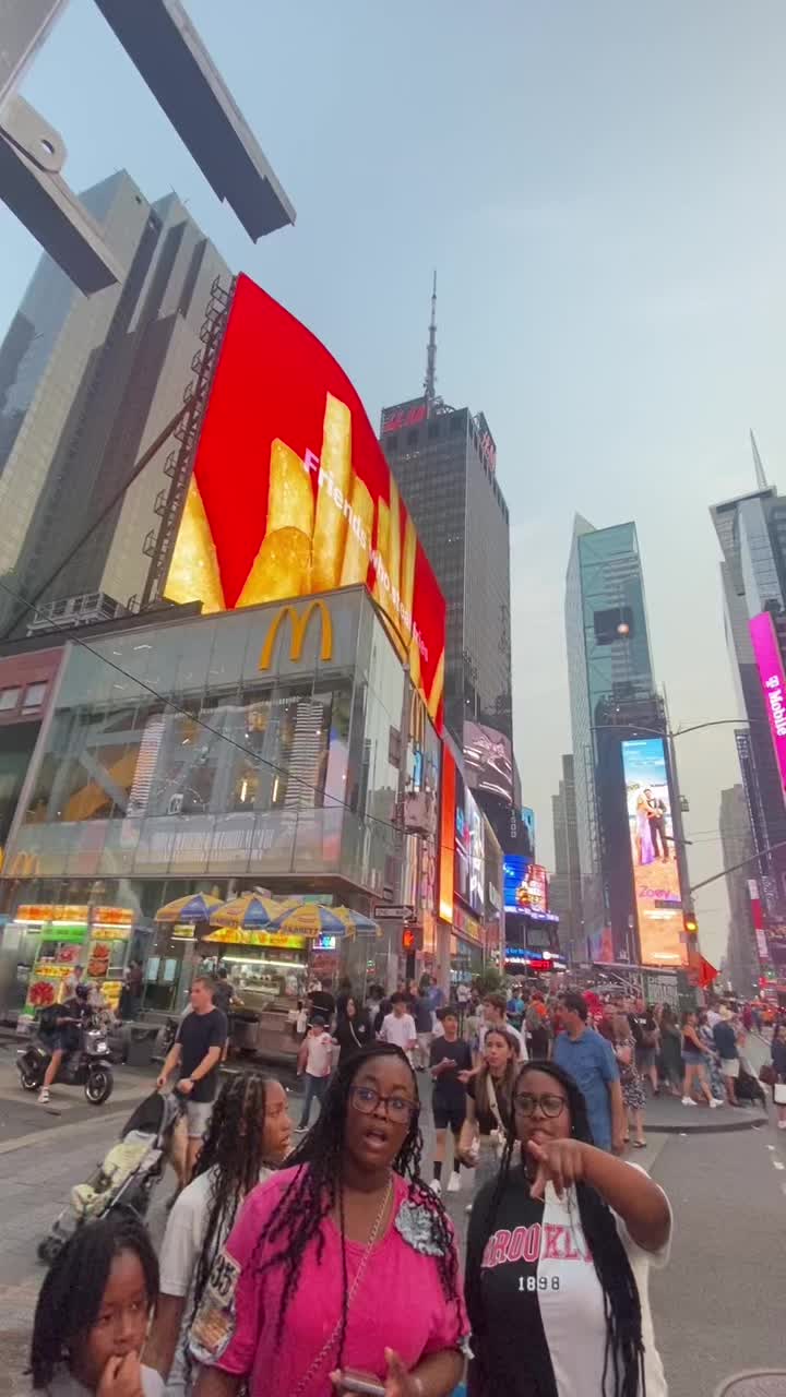 @livia🎱⭐️🗽🎀🧿