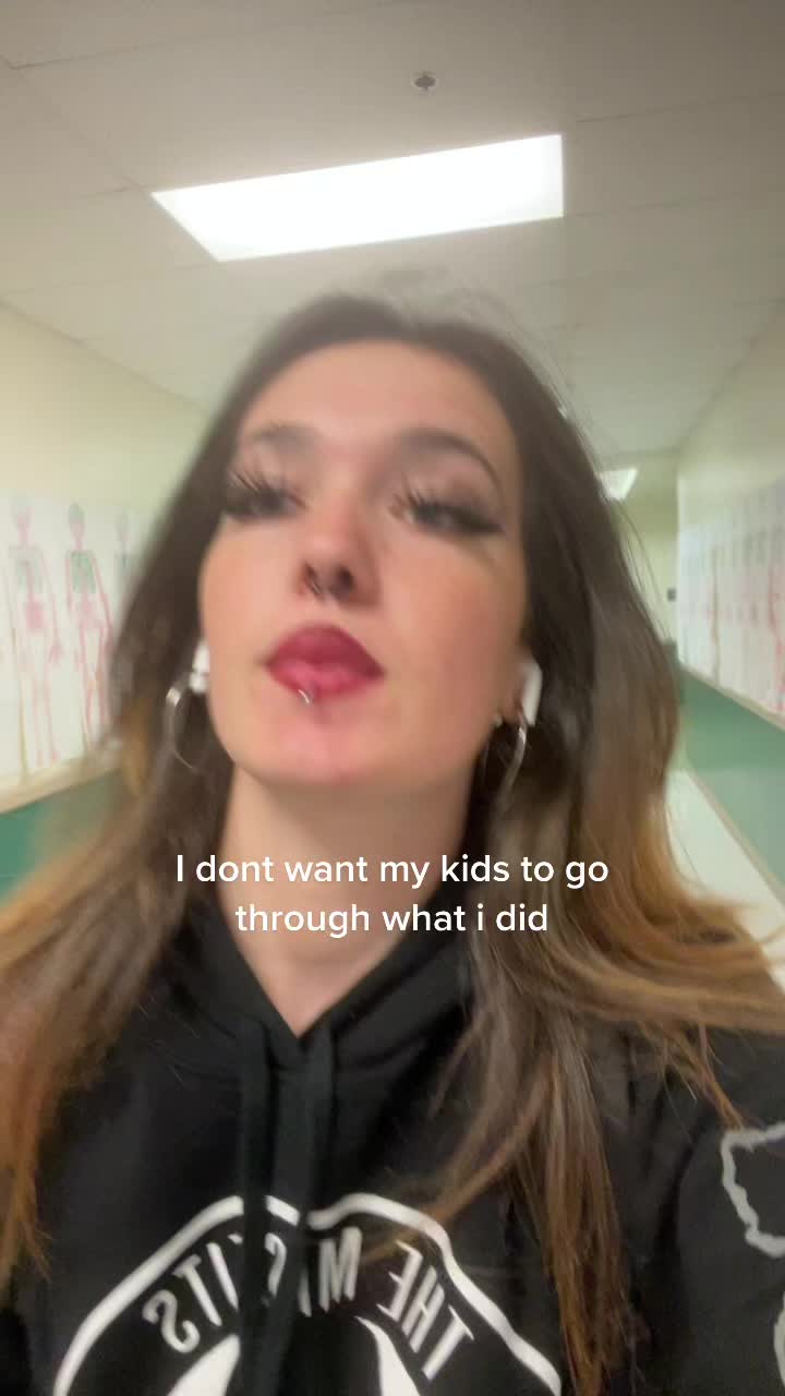 @Ur mom😩
