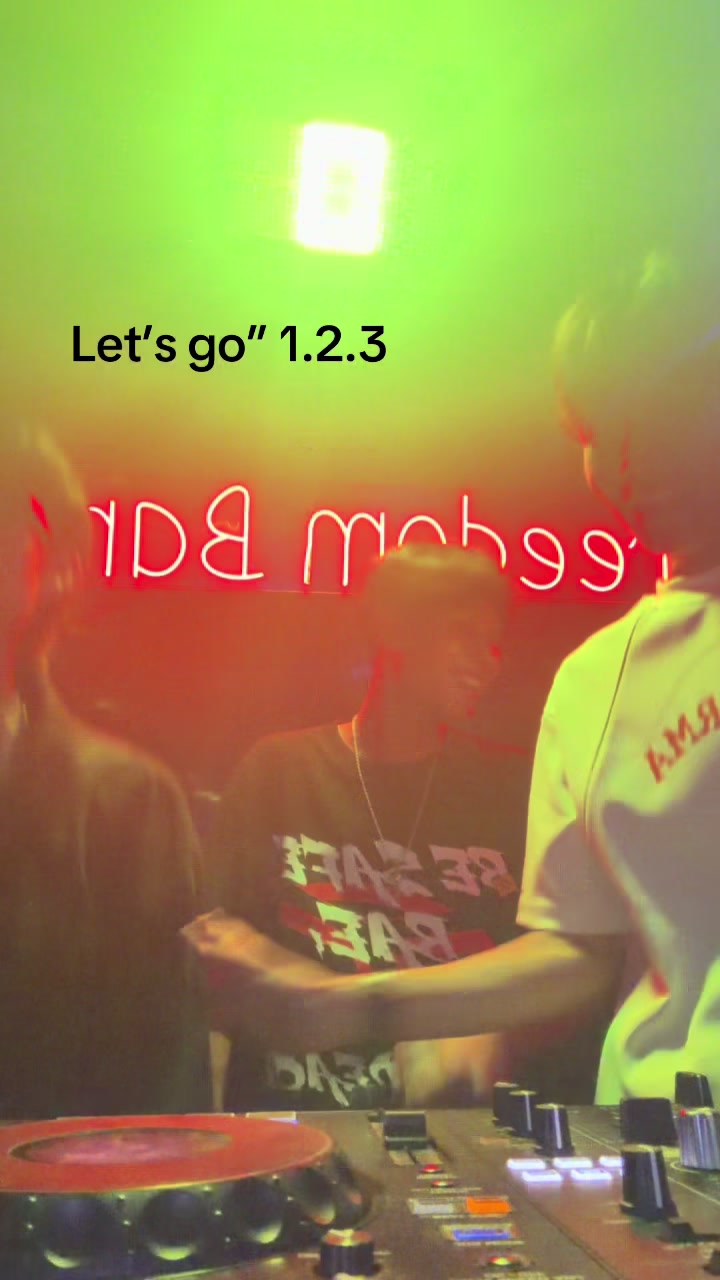 @DJ Lucks Official đˇ