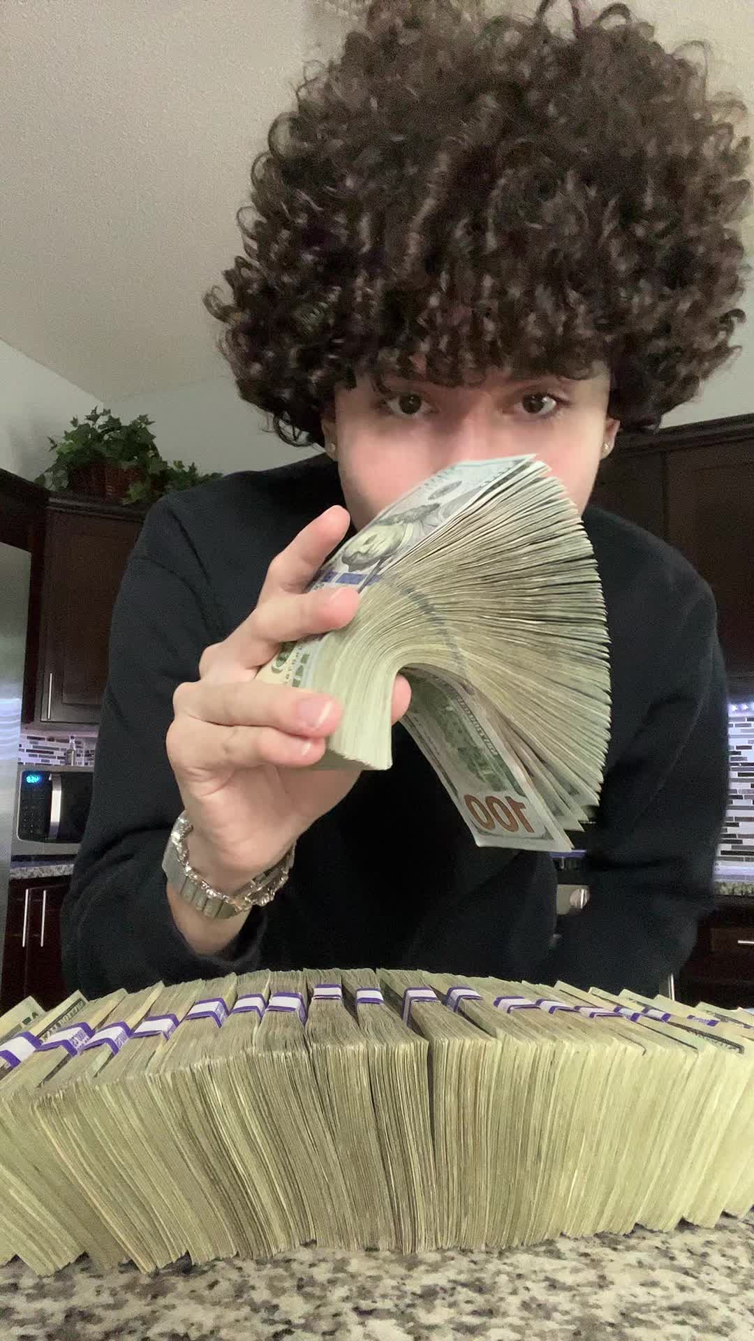 @Jslo