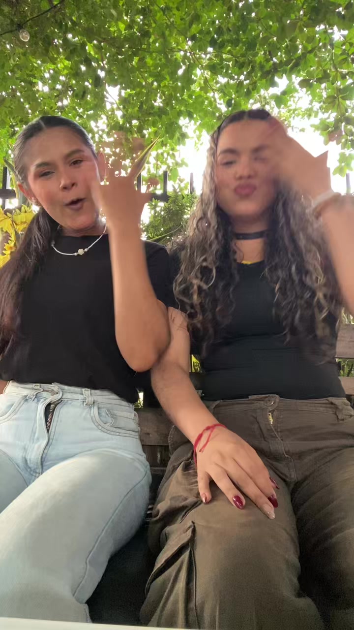 @Dani🌼