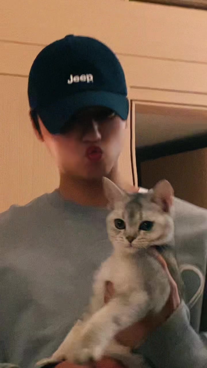 @Yeonwoo
