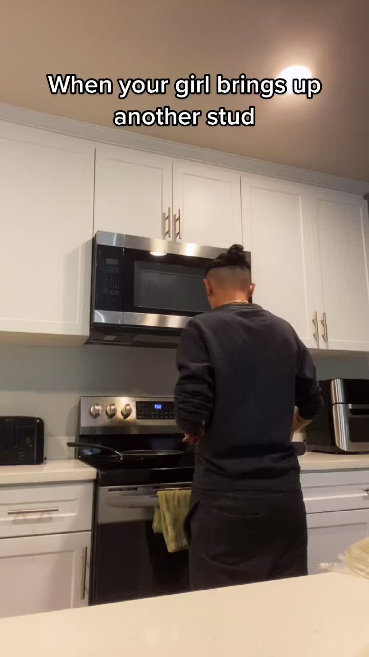 @Dolllamo