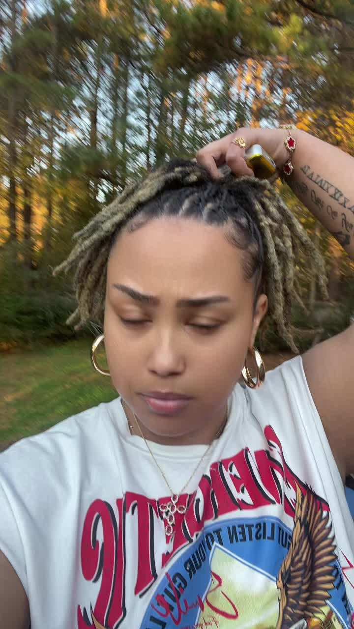 @sarahdemara