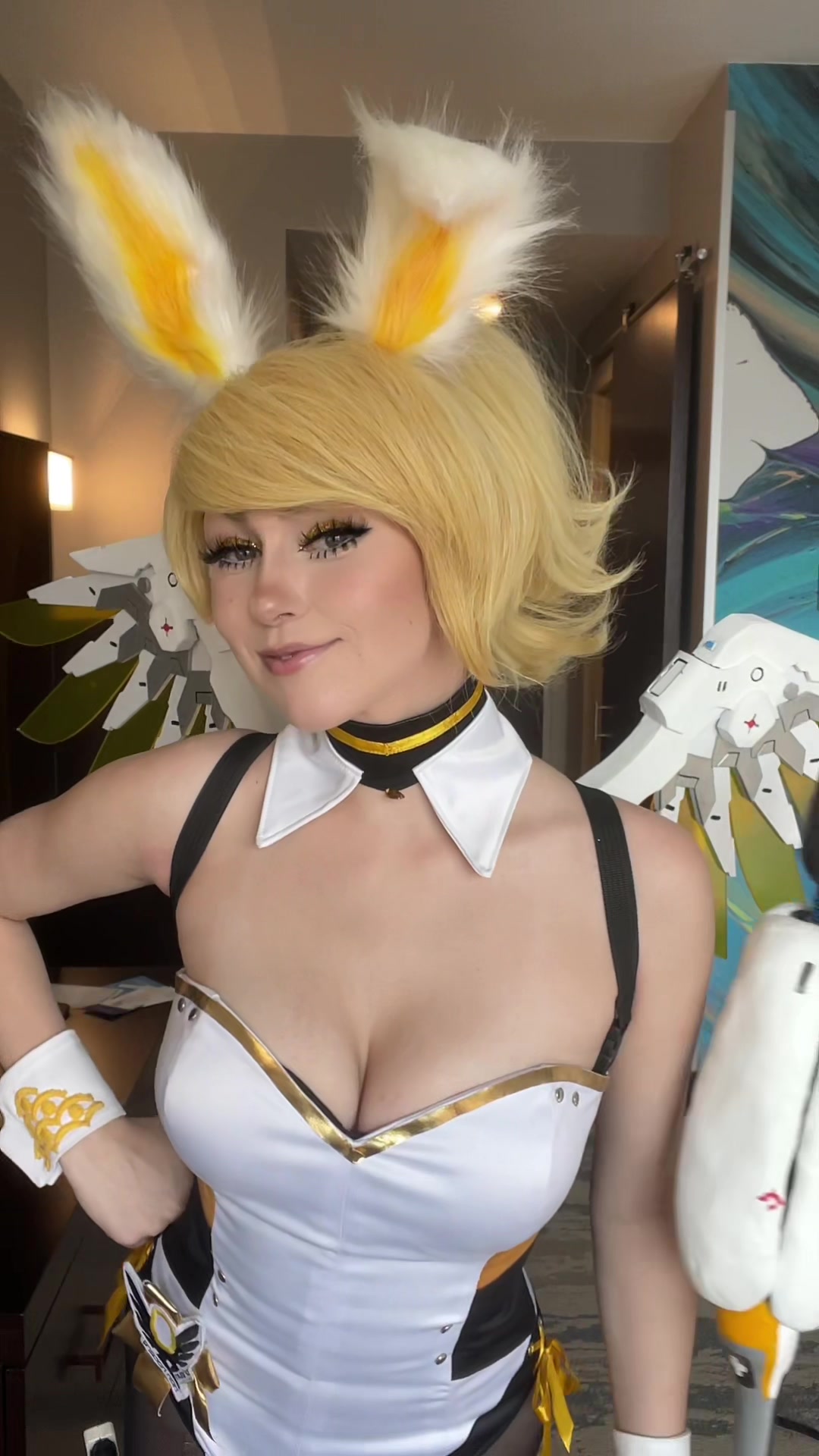 @Waifu