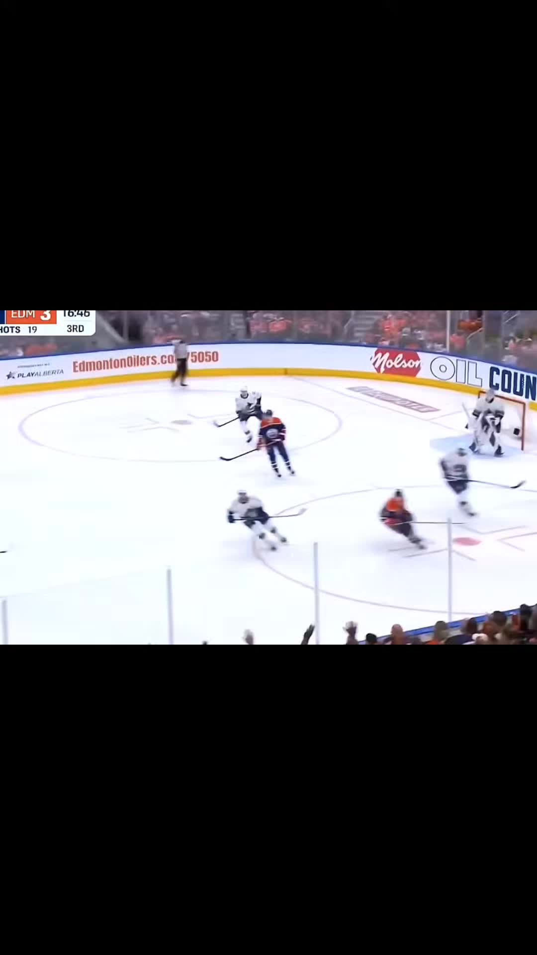 @костя🇨🇦🏒😮💨