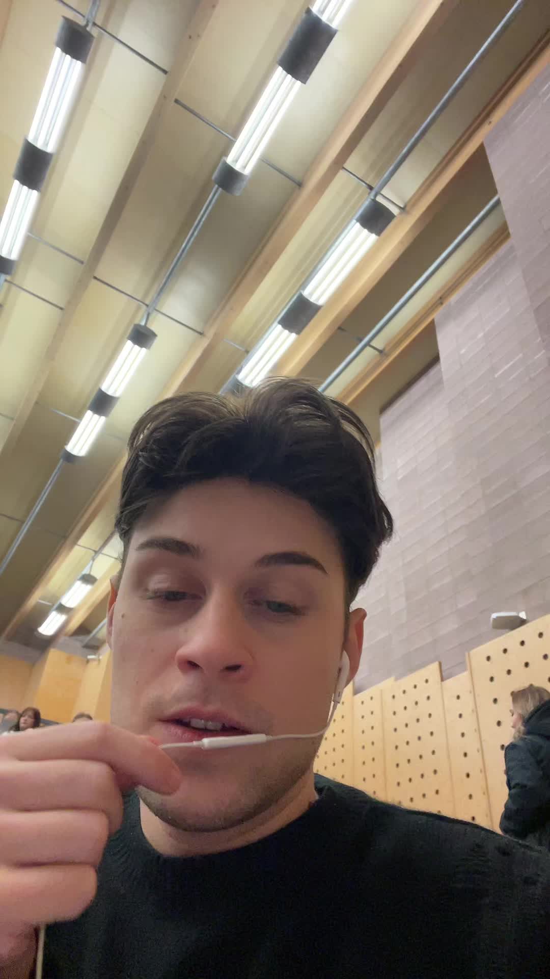 @FRENCHGUYSAGAIN