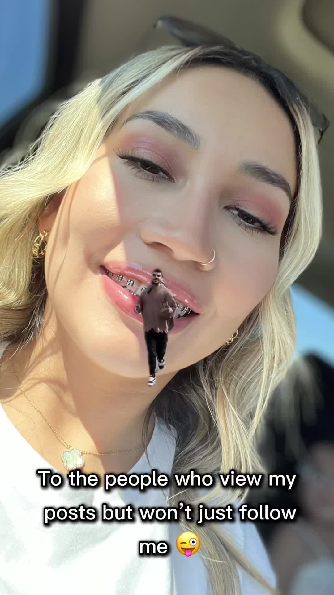 @Lauraaasav