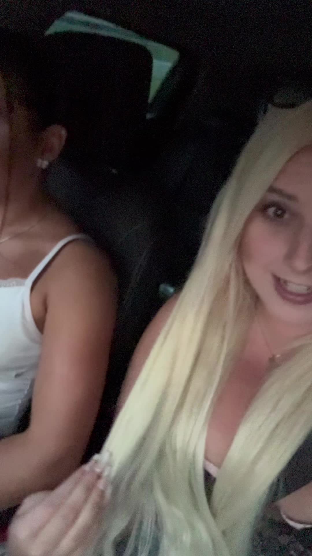 @Blondhell__