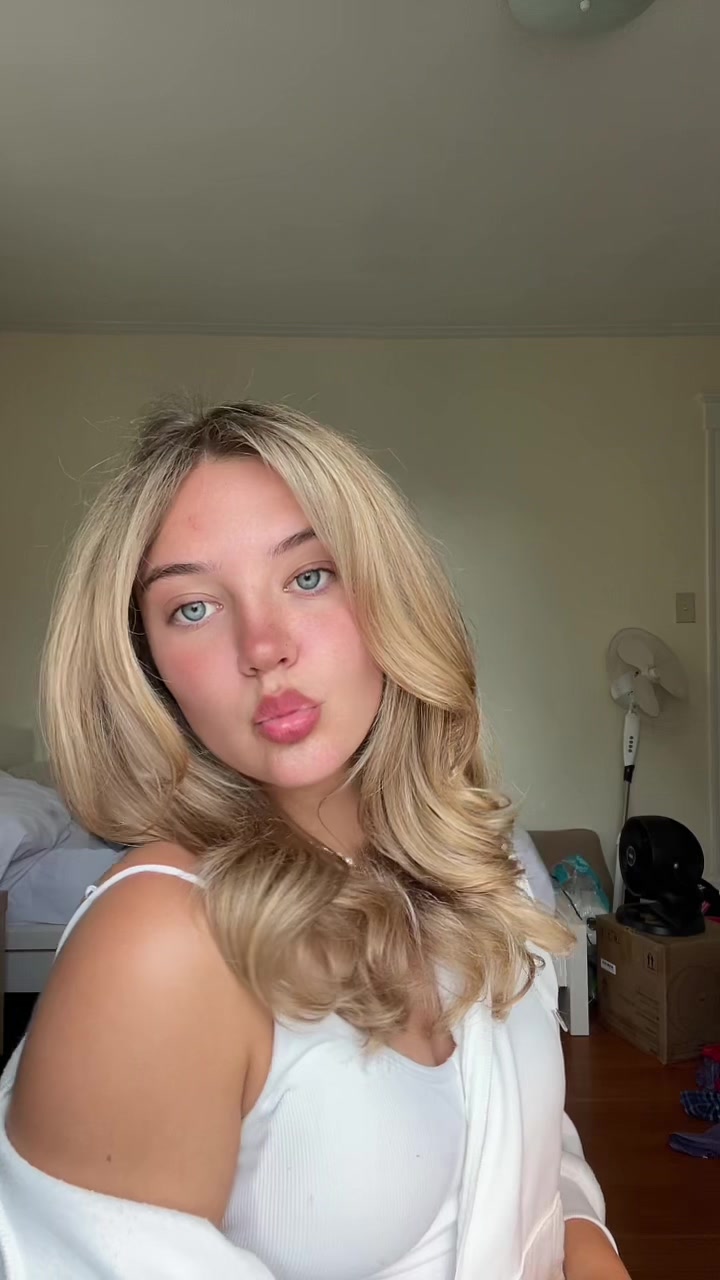 @aislinnservaes