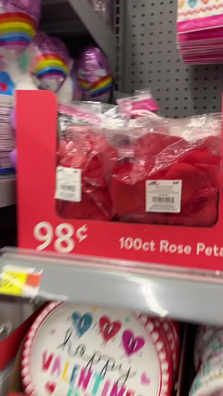 @kellsayeee