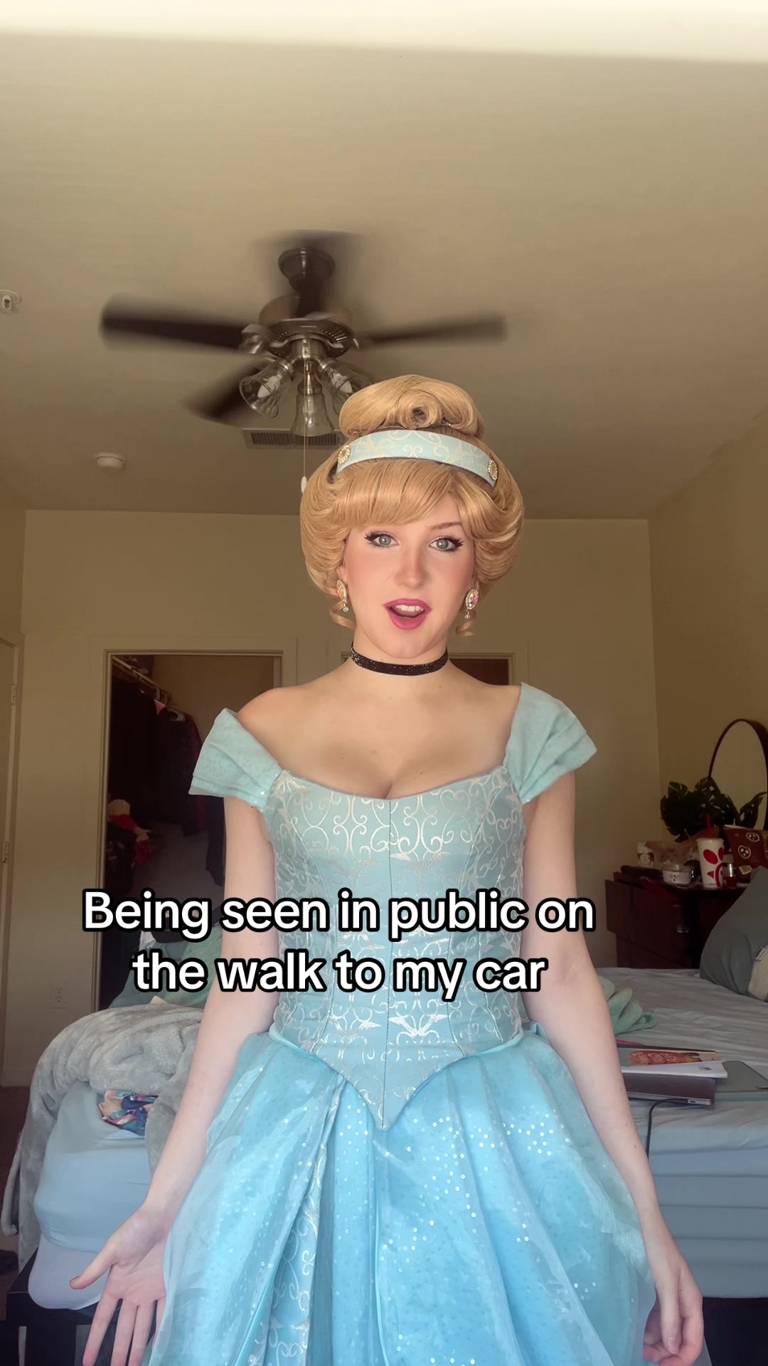 @theellastella