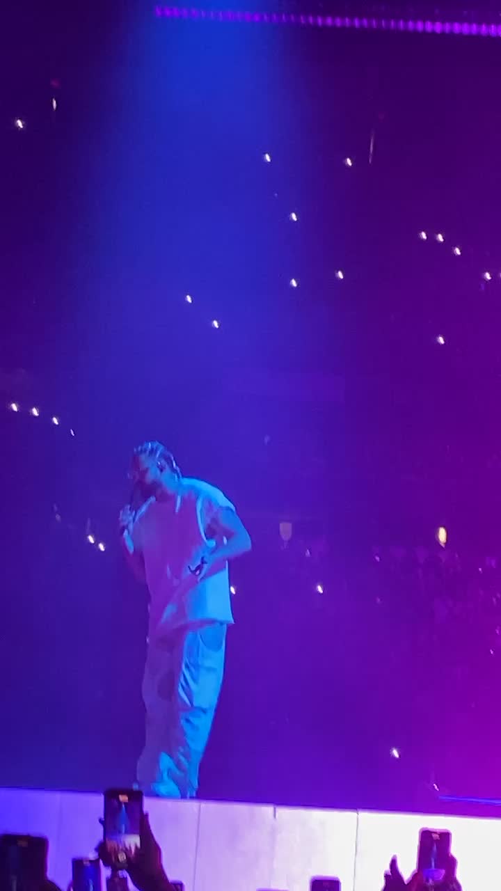 @Shaarqz ✝️