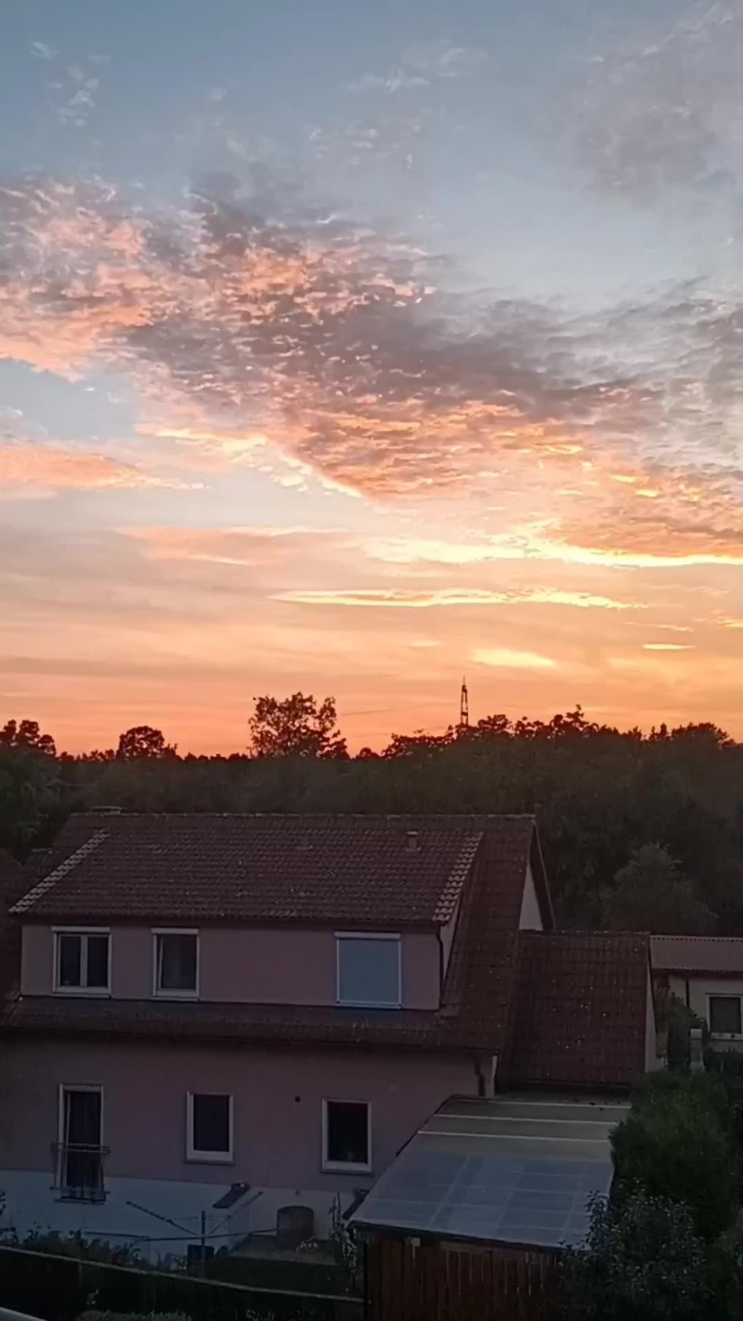 @ᛏᚢᚱᚨ᛫ᚱᛖᛁᚾᚺᚨᚱᛞᛏ᛫