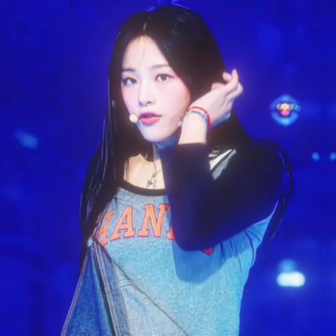@𝓐𝓻𝓲 ✧