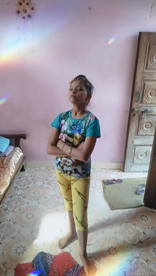@tyagi_girl