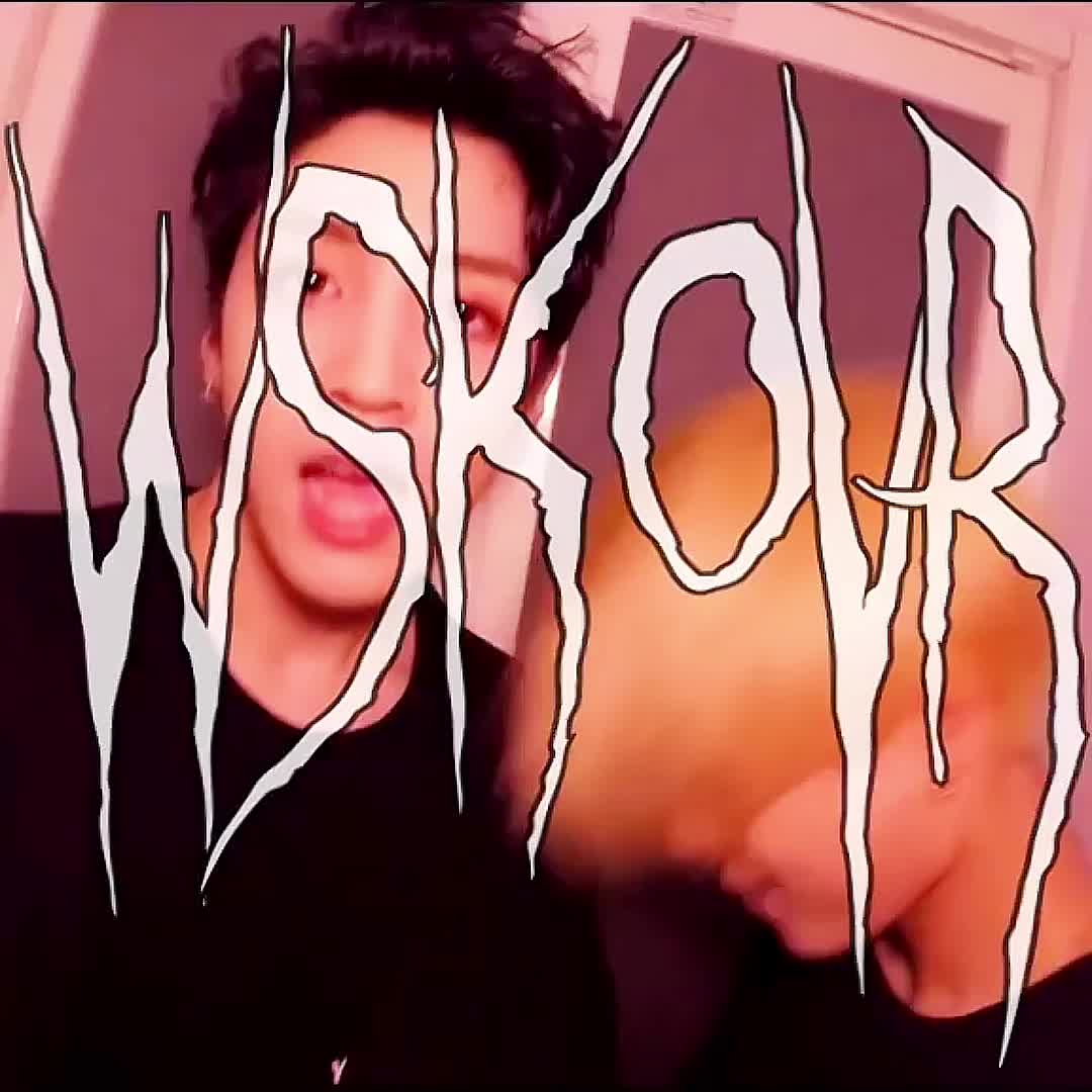 @🎧