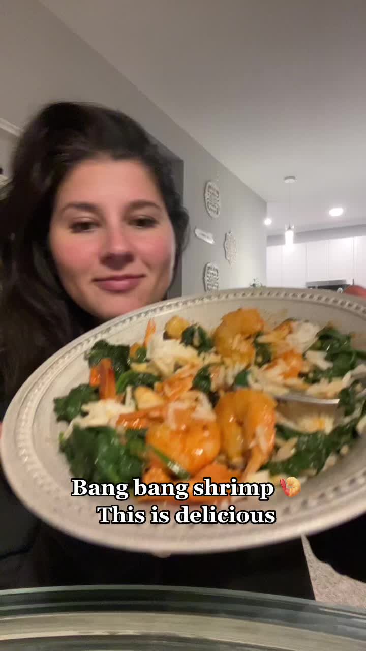 @chelsxlaur